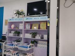 -世龙世家甲沟炎·灰指甲·嵌甲矫正·修脚(武侯区双楠店)