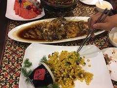-城南往事济南风味主题餐厅(东环店)