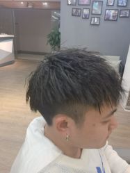 -藤野造型·烫发染发