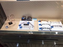 -标准眼镜·蔡司官方授权店(塘沽远洋未来汇店)