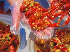-肥小宝·金牌油焖大虾(襄阳龙虾地标店)