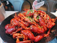 -巴厘龙虾·榜首油焖大虾(音乐学院·沿江酒馆店)