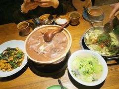 -吃饭皇帝大土家民族菜(正大广场店)