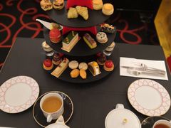 -Salon de The de Joel Robuchon(外滩18号店)