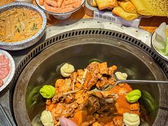 -山河屯铁锅炖·非遗东北菜(南山店)