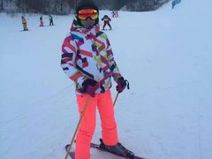 -亚布力新体委滑雪场