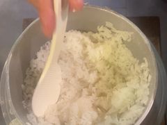 -卢大鲜鱼头捞饭(美利广场店)