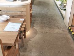 -蜜桃餐厅·伴山(湖滨商业街店)