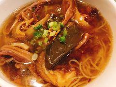 -新大咀港式茶餐厅(宝山万达店)