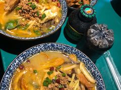 -粉家柳州螺蛳粉(杨宅路店)