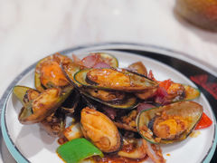 冬阴功青口-友德福.老字号粤菜.广州地标融合美食(荔湾路店)