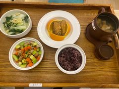 -雪梅月子中心(华侨城店)