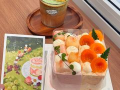 -山与蓝·轻糖鲜果蛋糕(勒泰店)