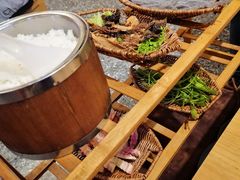 -阿婆情腊排骨火锅(金虹路店)