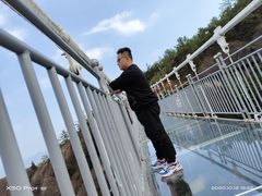 -玻璃桥景区石牛寨
