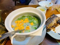 皮蛋瘦肉粥-地婆美食(洞庭东岸店)