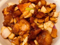 金不换三杯鸡煲-高第街56号港式餐厅·精选(世茂广场宽厚里大明湖店)