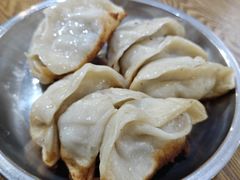 -黄阿姨锅贴大王(万航渡路店)