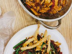 -江城燕子大排档(江汉路步行街店)