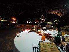 -Samabe Cave Dining
