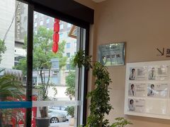 -瑞泰口腔(龙湖门诊)