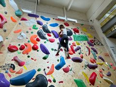 -问山MountQuest攀岩馆