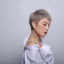 -卡尔诗·科技美肤连锁