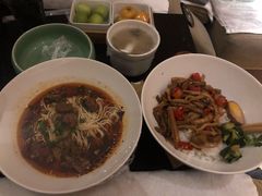 -金色印象·4K影院式足体养生(南坪桃源店)