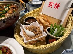 -鲁菜根·泰山菜(泰山店)