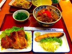 烤三文鱼&nbsp;牛肉饭&nbsp;照烧鸡-虹梅食堂·爱蝦乃家