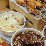 在小寨，1元1串的烤肉居然十年不涨价