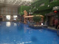 -兴芮温泉度假区