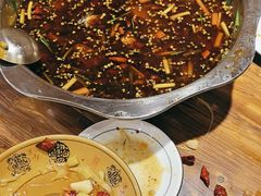 -乡土特色.冷锅鱼.牦牛肉汤锅