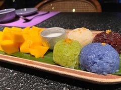 四色芒果糯米饭-忆暹罗·金泰国餐厅(和义店)