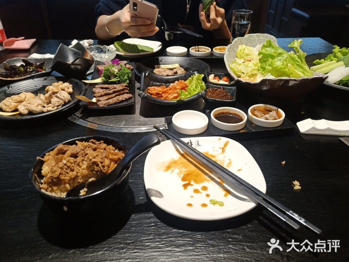 烧(金狮广场店)-红花牛盖饭-菜-红花牛盖饭图片-青岛美食-大众点评网