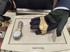 -亨得利钟表商店