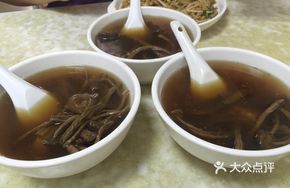 Bamboo Shoot Mushroom and Pork Soup