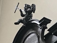 -文艺复兴百货(米兰大教堂广场店)