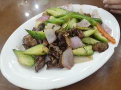 鸽杂炒胜瓜-煲煲掂风味煲仔饭餐厅(西区店)