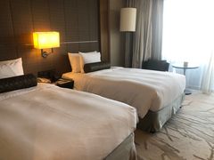 -上海滴水湖皇冠假日酒店