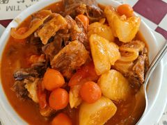 红酒烩牛尾-雅憩花园餐厅