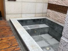 -宁波杭州湾海底温泉