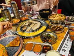 -青瓦炭韩潮烤肉(花园道店)