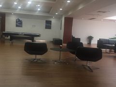 -上海星瀚奔驰4S店(红柳路店)