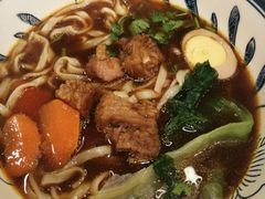 -康师傅私房牛肉面(马泉营奥莱店)