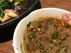 -万记麻辣烫国展总店