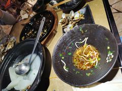 -何师烧烤·香辣蟹·川菜·30年老品牌(太古里旗舰店)
