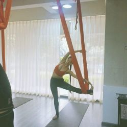 空中瑜伽-榕树上·瑜伽普拉提