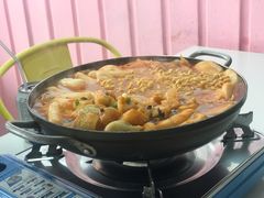 韩式鸡肉火锅-欧巴来了韩式料理