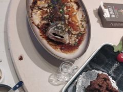 -八府香鸭·啫啫煲(华山路店)